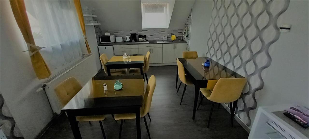 Hajnalka Vendeghaz Hotel Buk Luaran gambar