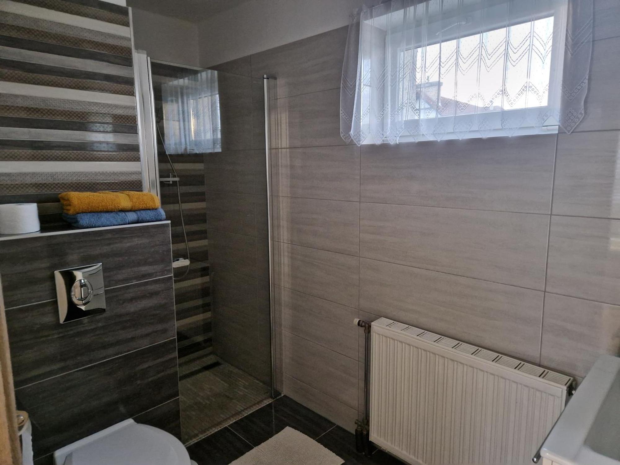 Hajnalka Vendeghaz Hotel Buk Luaran gambar